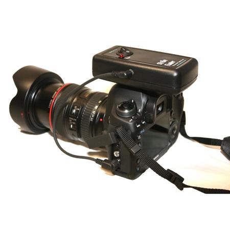 Ubertronix Strike Finder Pro with MC30 Cable for Nikon Cameras