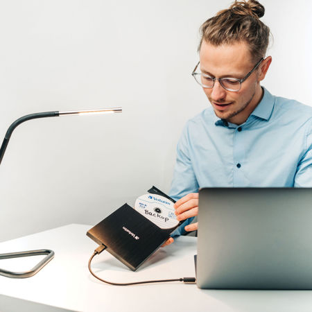 Verbatim 4K Ultra HD USB 3.2 Gen1 Slimline Portable Blu-Ray BD/DVD