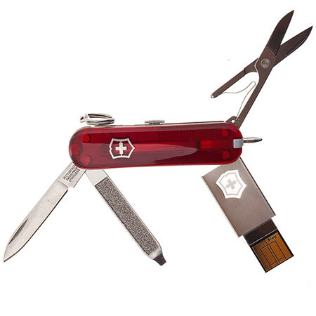 Victorinox Signature Slim USB Flash Drive - 8GB Ruby