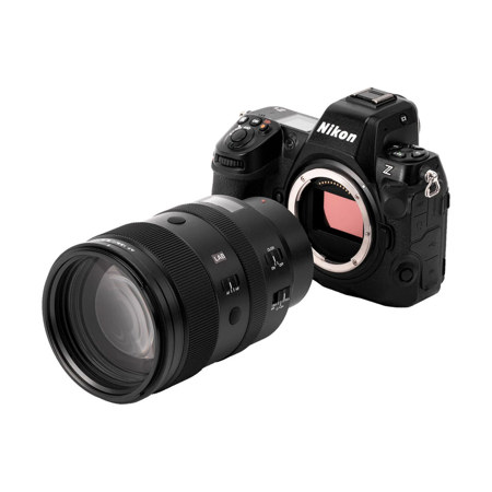 Viltrox LAB Series AF 135mm f/1.8 Lens for Nikon Z AF 135/1.8 Z