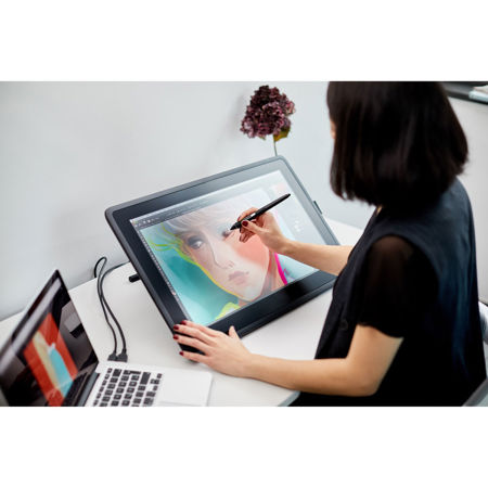 Wacom Cintiq 22 Full HD Creative Pen Display DTK2260K0A