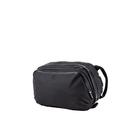 WANDRD Large Toiletry Bag, Black