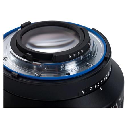 Zeiss Milvus 1.4/50 50mm/F1.4 ニコンFマウント Amazon.com : ZEISS Milvus 50mm f/1.4 Full Frame Camera Lens