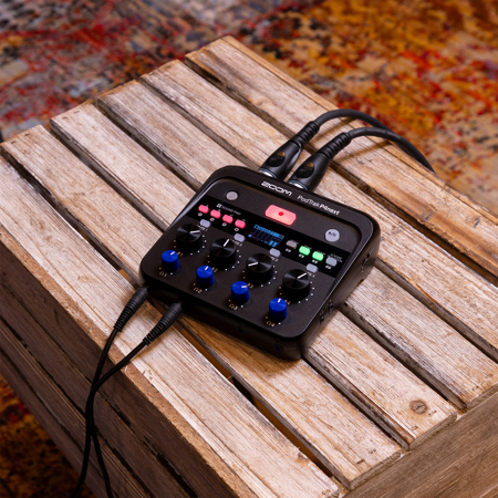 Zoom PodTrak P4next Podcast Recorder ZP4NEXT