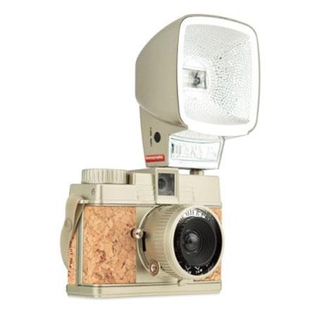 Lomography Diana Mini 35mm Premier Cru Camera with Flash, 35mm Roll Film  Format, Gold