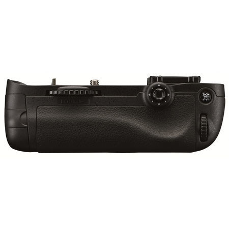 Semoic Power Vertical Battery Grip Holder Mb-D14 Replacement for DSLR D600 D610 DSLR Camera Compatible with En-El15 Battery Semoic Power Vertical Battery Grip Holder Mb-D14 Replacement for DSLR D600 D610 DSLR Camera Compatible with En-El15 Battery