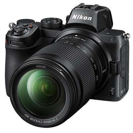Nikon Z5 con objetivo NIKKOR Z 24-200 mm cámara de iniciación a la fotografía