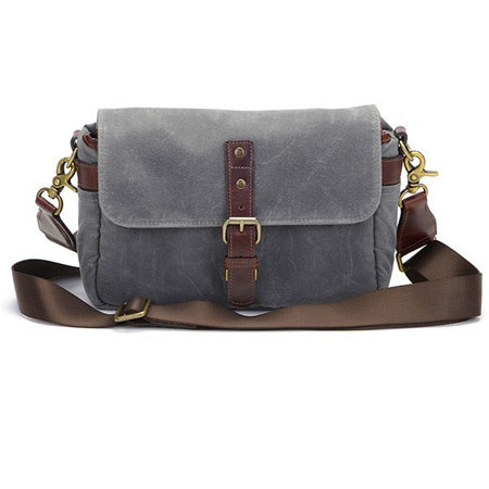 ona bowery camera bag