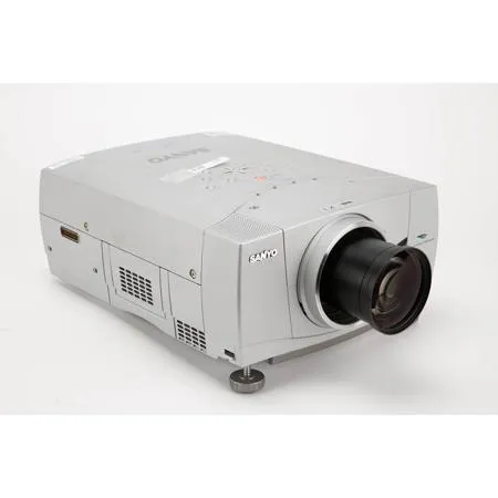 USED Sanyo PLC-XP55 Projector