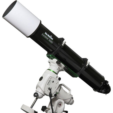 skywatcher refractor telescope