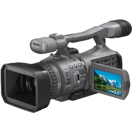 Sony HDR-FX7 Digital HDV 1080i HD Handycam Camcorder w/Deluxe Bundle