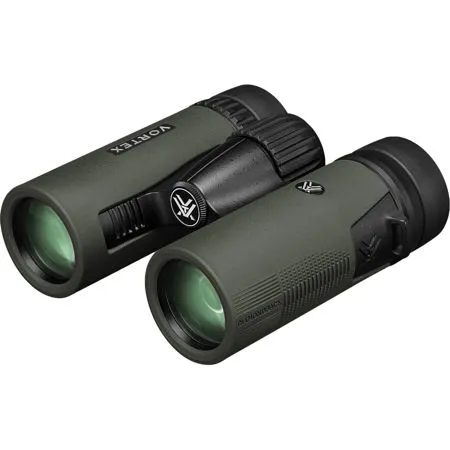 Vortex Optics 8x32 Diamondback HD Roof Prism Binocular, 8.1 Degree