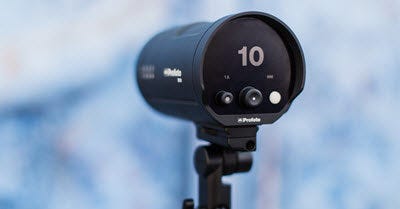 The smallest and most lightweight off-camera flash ever