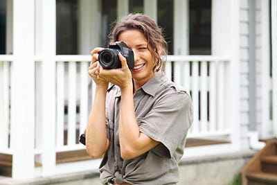 Lightest, Smallest EOS DSLR Camera
