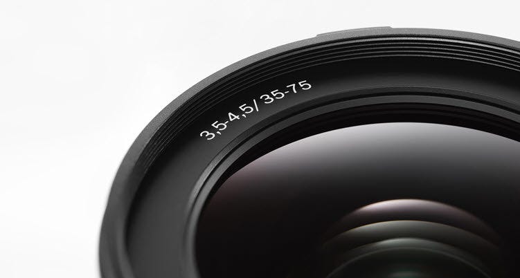 ZOOM LENS