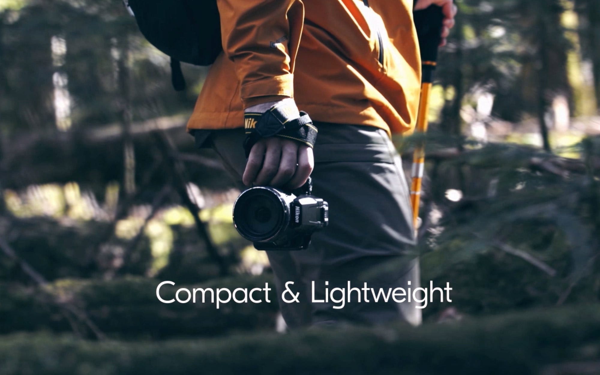 Super-telephoto. Super portable.