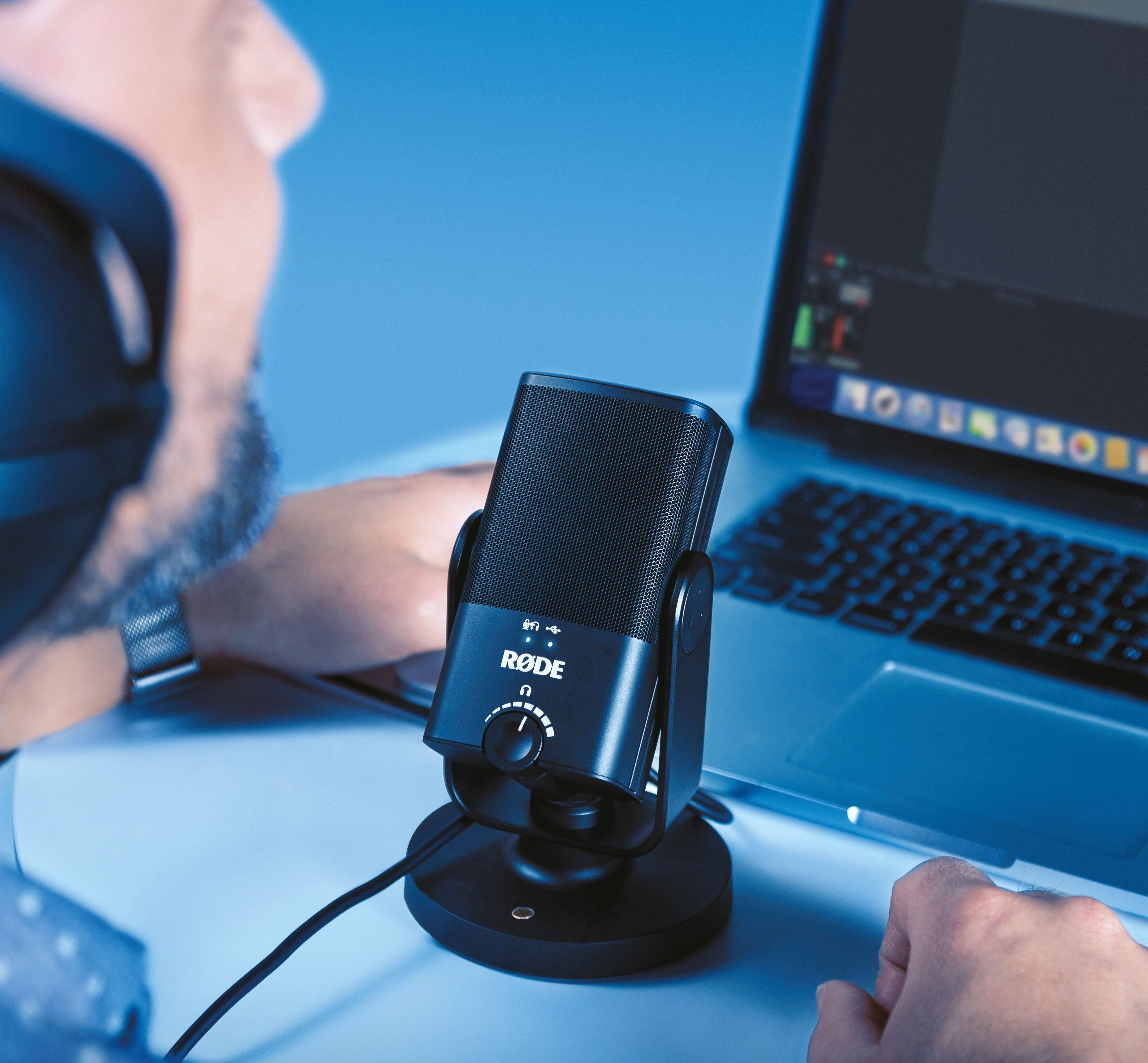 Studio Quality Sound From Your Desktop.