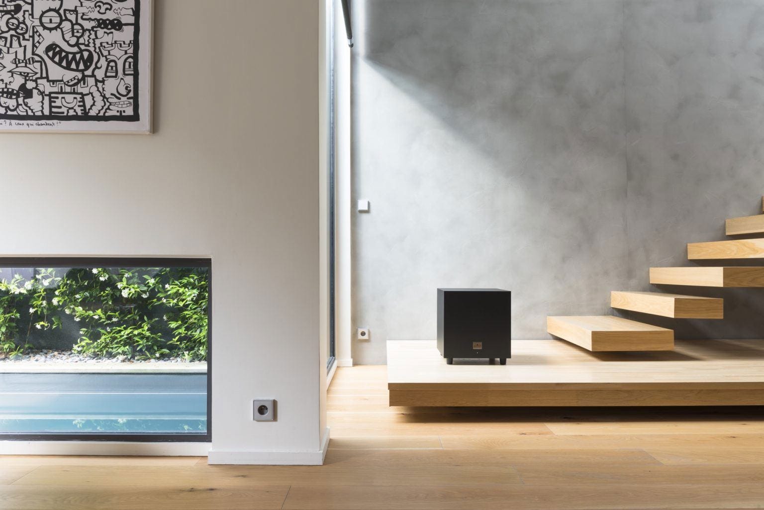 POWER & ELITE AUDIO PERFORMANCE.