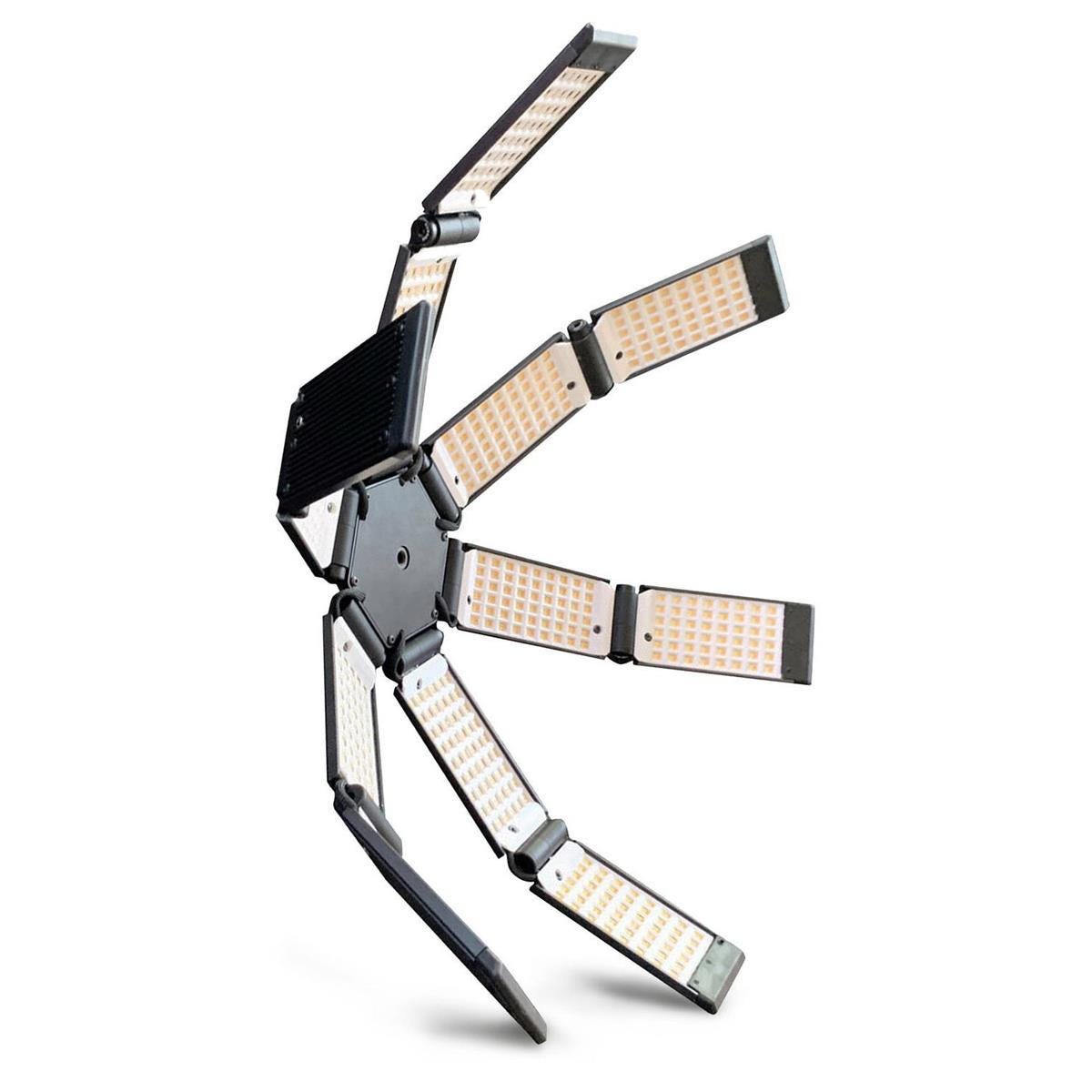 The MOZZIE Deluxe kit includes everything you need to get up and running, with the addition of two great accessories, a 22” Soft Eggcrate and the Fiberglass reinforced 180 degree teaser.