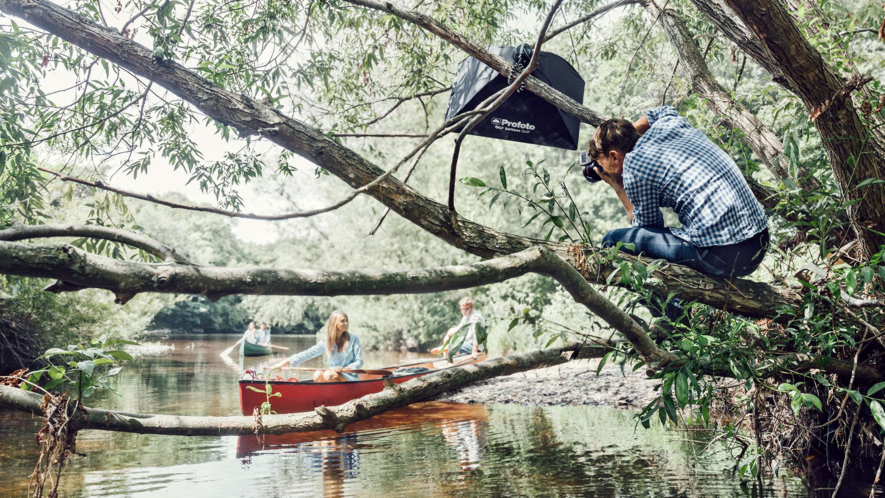 The Portable TTL Flash For Photographers On The Move.