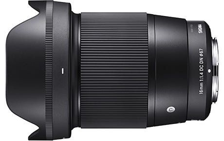 Stepping Motor For Excellent Autofocus & Quiet Performance.