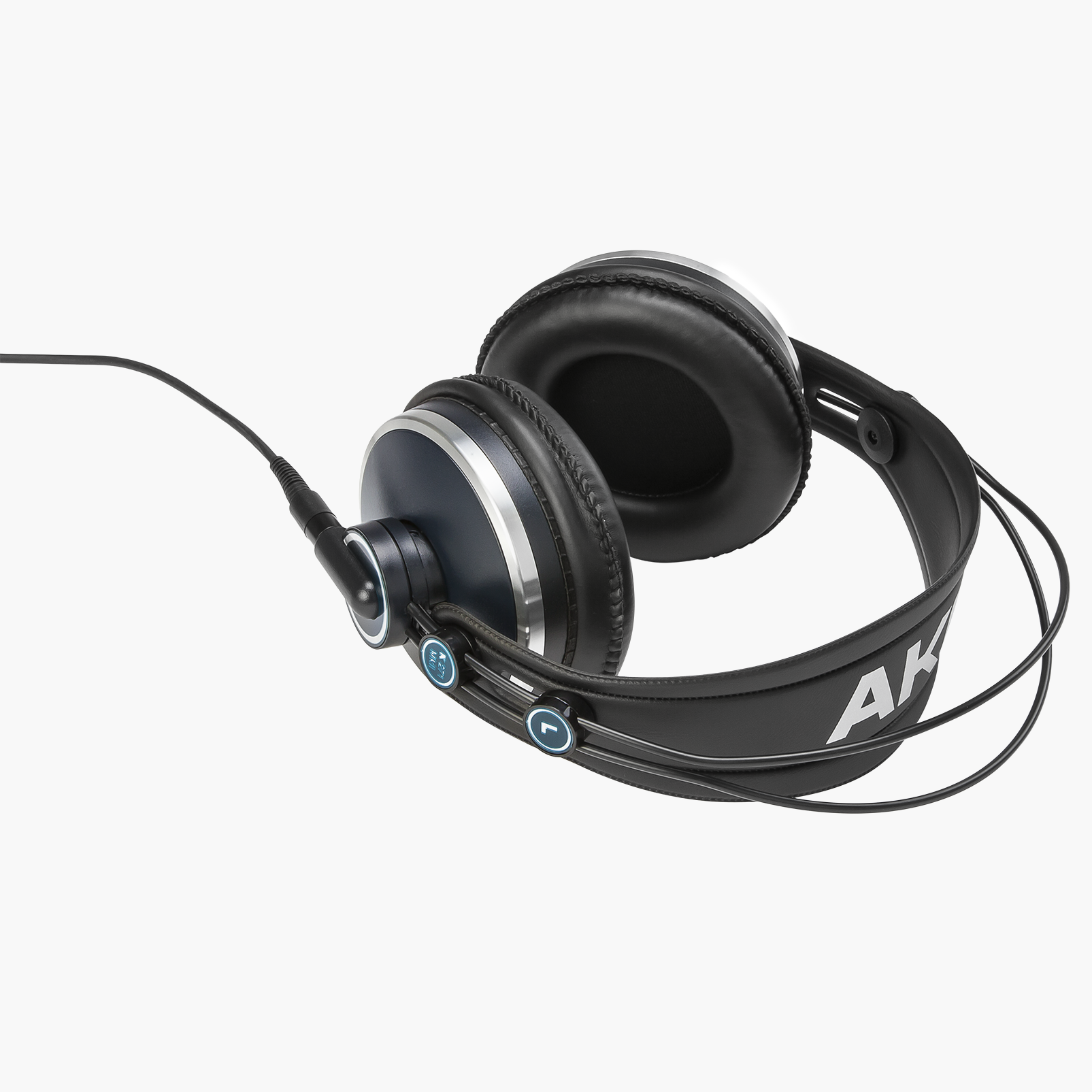 studio monitor reference headphones