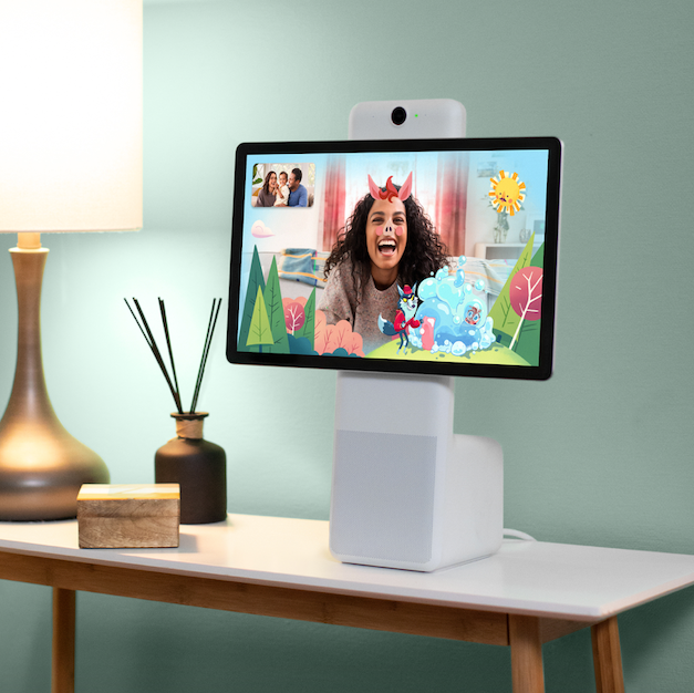 Bring your children’s favorite stories to life with Story Time’s music, animation and AR effects.