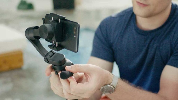 smartphone gimbal built in mic jack