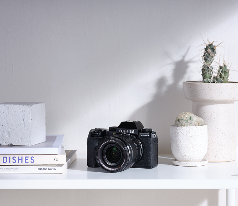 A Lightweight Body that Elevates Creativity. More Compact Means More Opportunities.