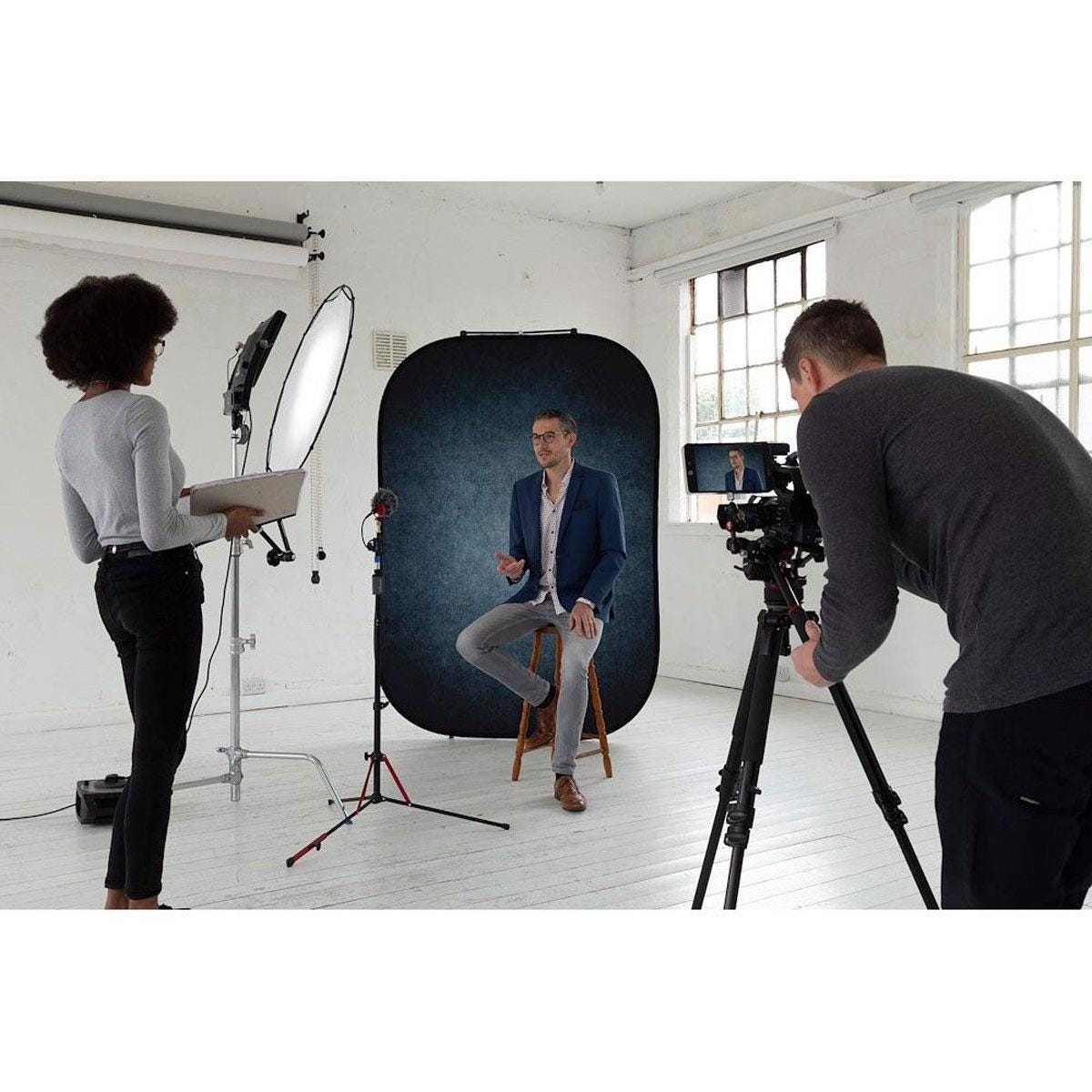 Ideal For Shooting Video Interviews, Portraits, Fashion & Products.