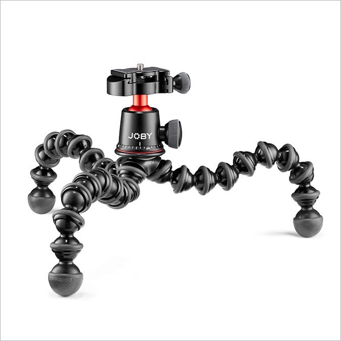 27246JOBY_GP-3K-PRO-Kit_crouched_77959.jpg