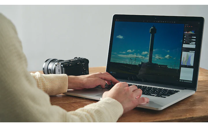 Remote Preview, Shooting & Streaming.