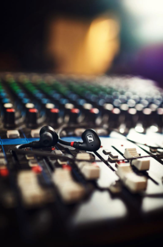 freedom of listening to professional sound