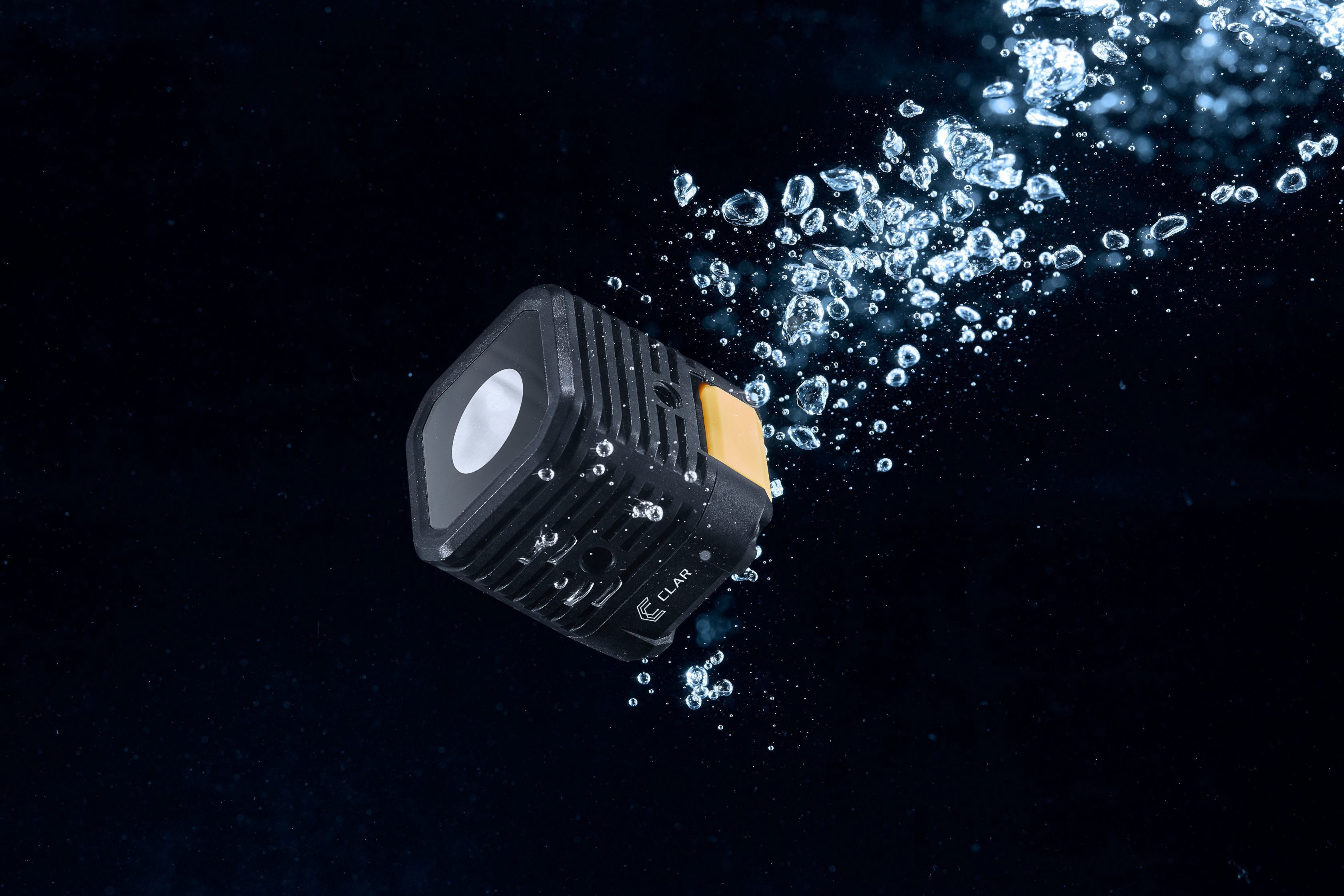 Waterproof to100 ft (IPX8)