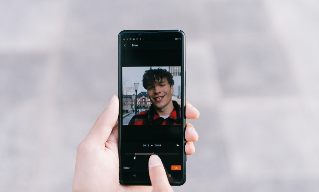 Edit Movies From Your Smartphone.