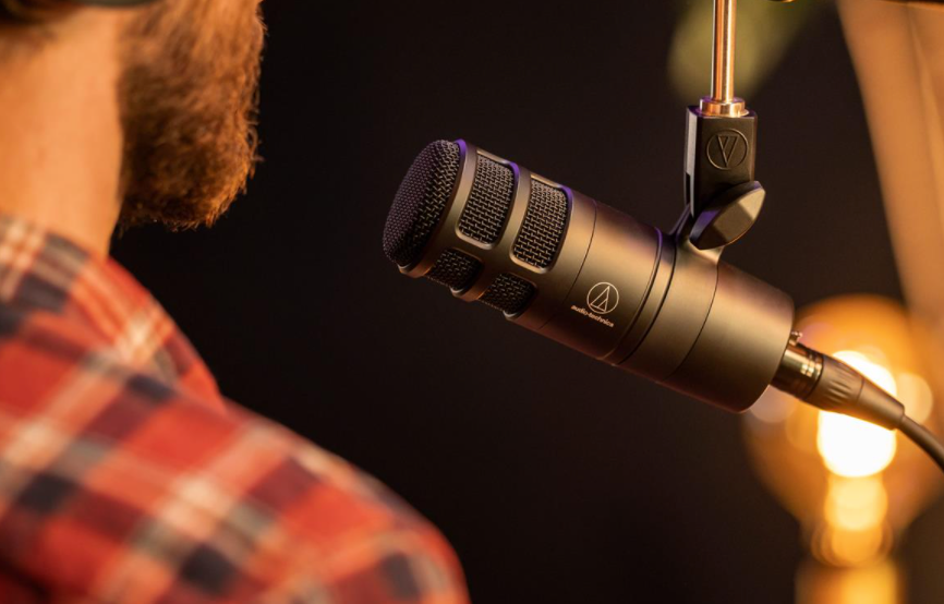 Internal Pop Filter.