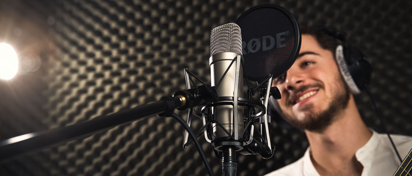 Rode Microphones NT1-A.