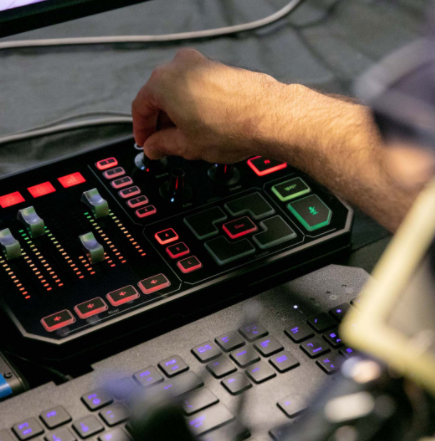 TC Electronic GoXLR Bundle. The Perfect Setup For Podcasters.