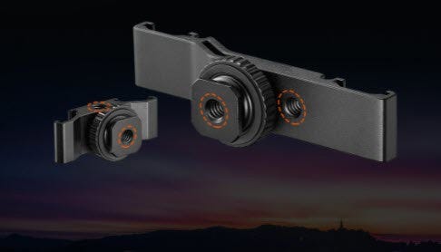 Two thread holes for more adaptability