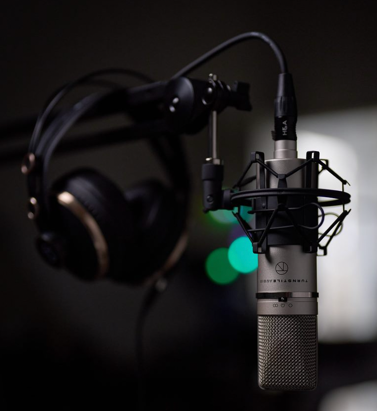 Elevate Your Sound with Vivid, Warm Audio.