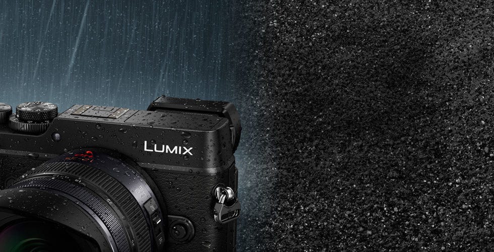 Splashproof / Dustproof Rugged Design