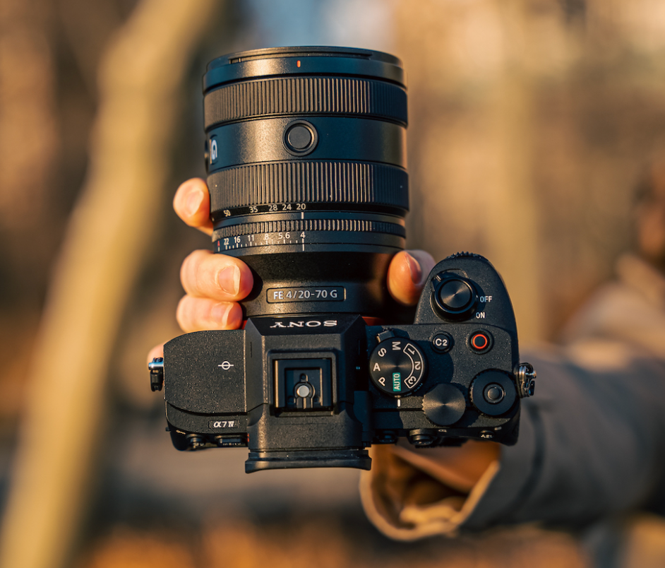 Sony FE 20-70mm f/4 G Lens for Sony E SEL2070G - Adorama Sony FE 20-70mm f/4 G Lens for Sony E SEL2070G - Adorama