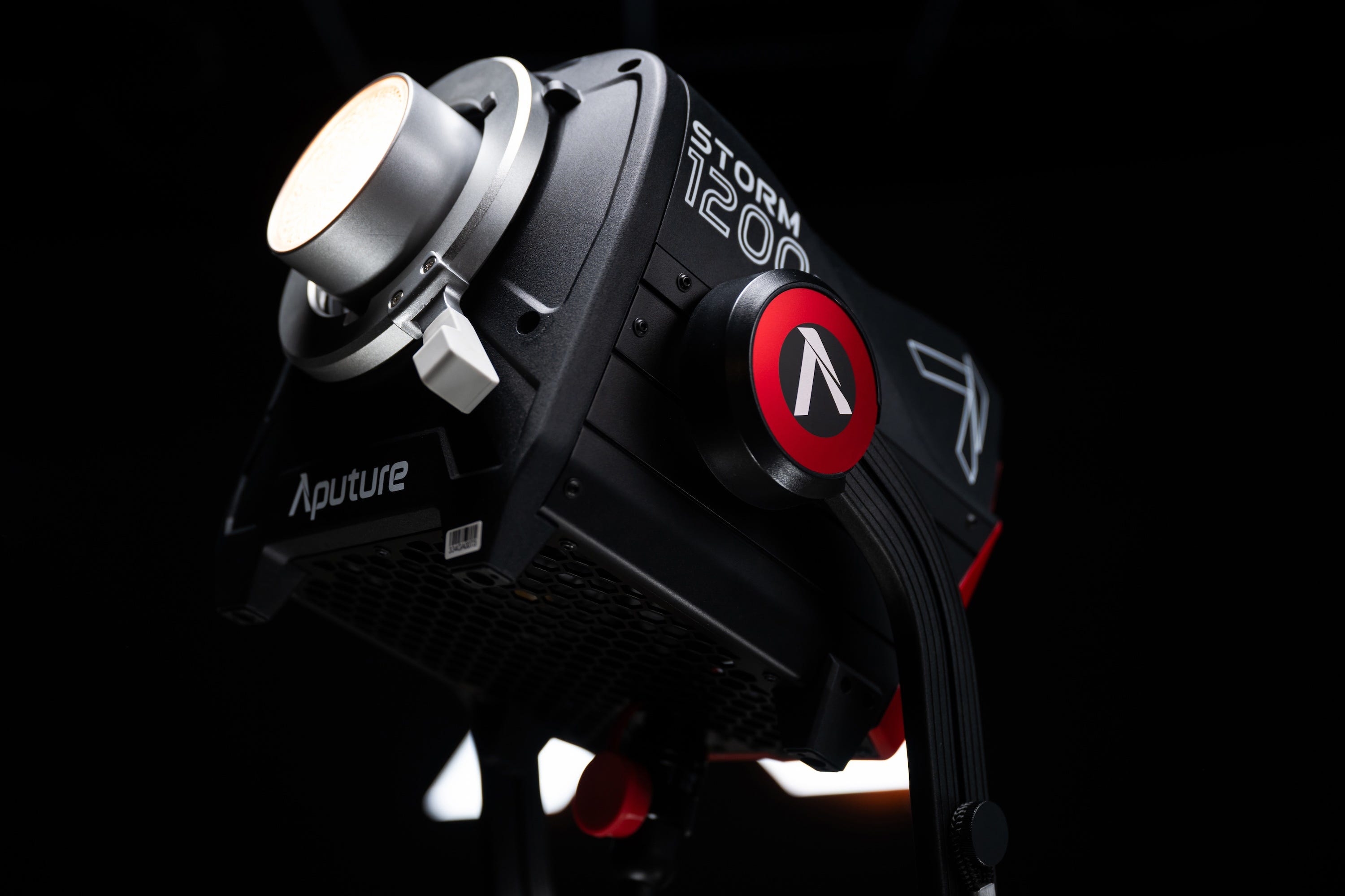Aputure STORM 1200x