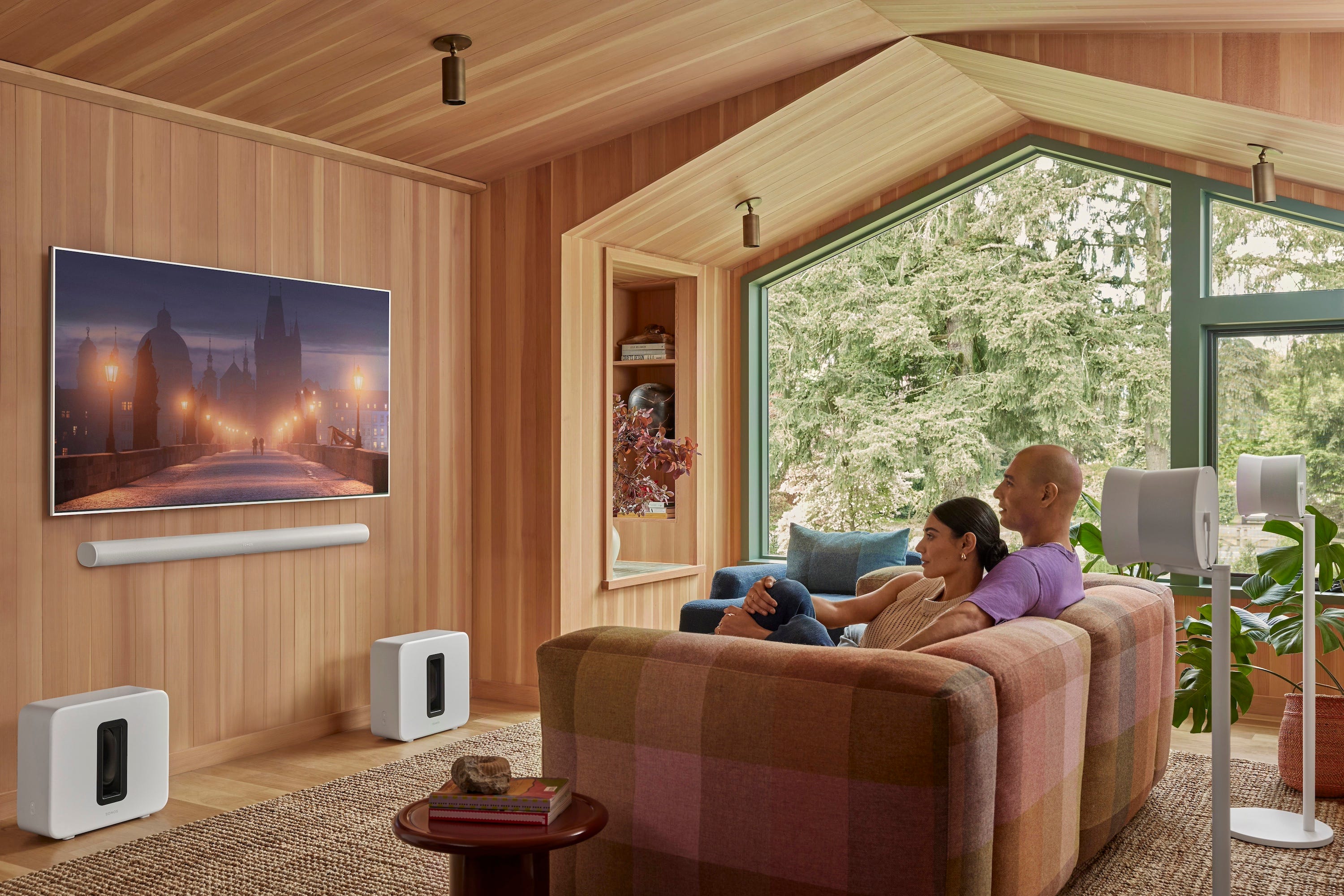 The only soundbar with Sound Motion technology