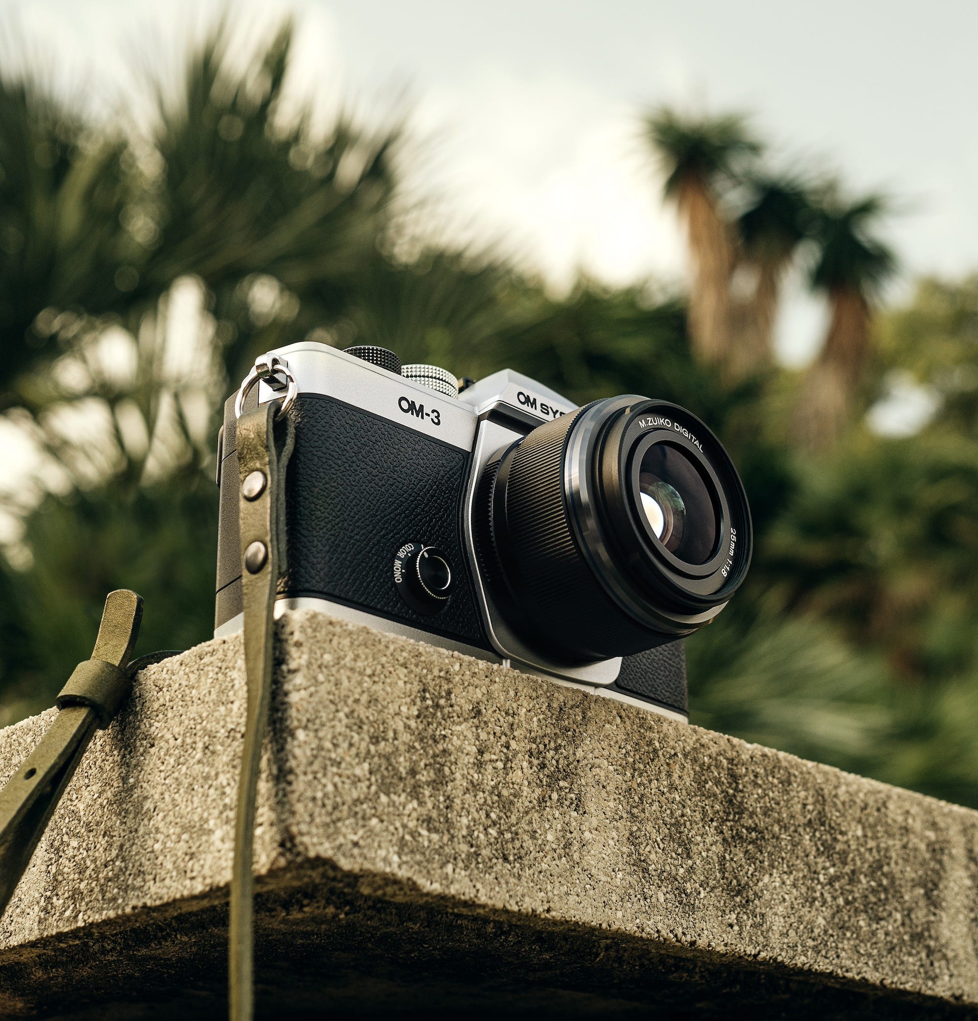 Vintage-styled, premium metal body
