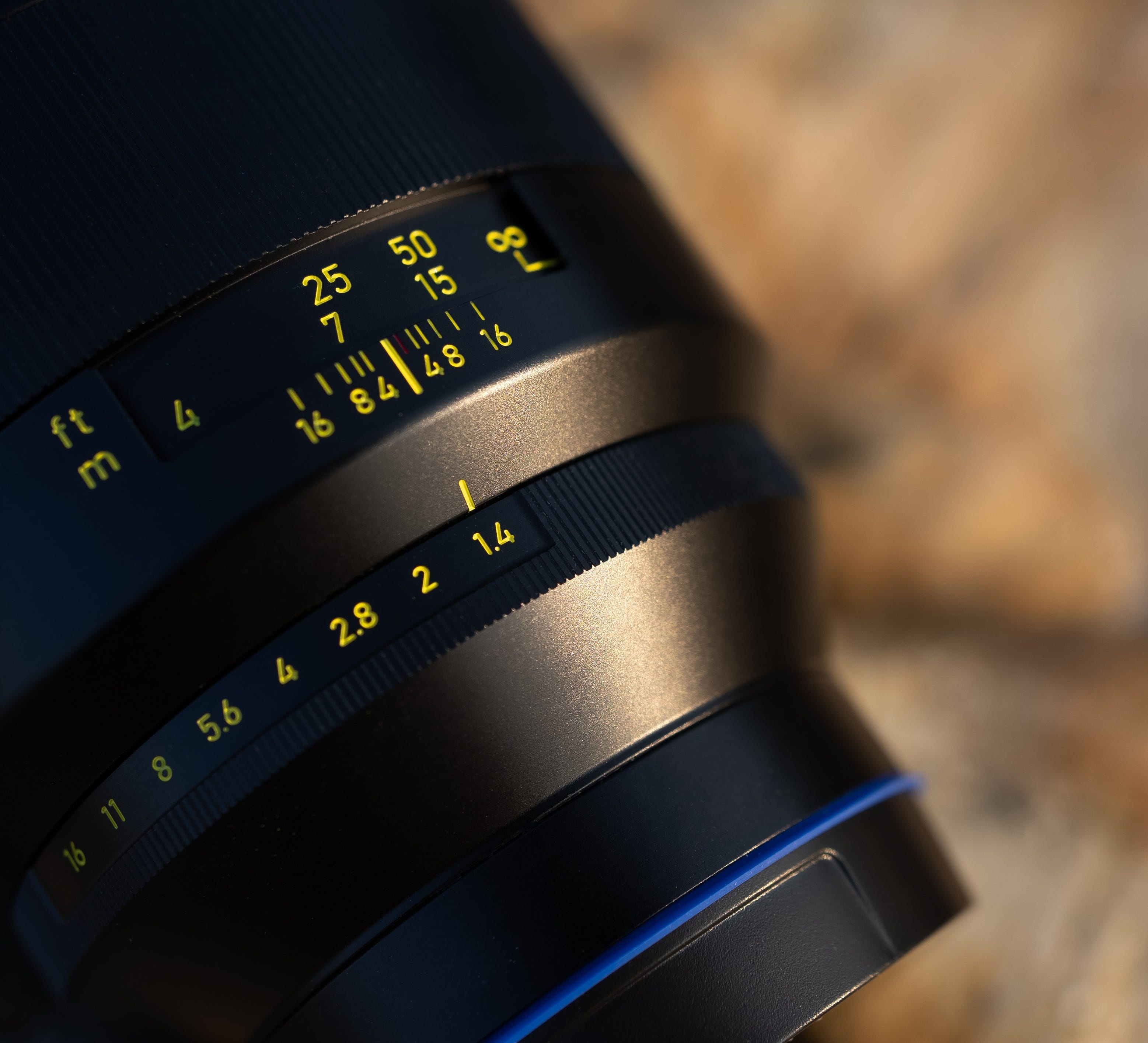 ZEISS Otus ML 1.4/85 reduces distortion to non-existent levels