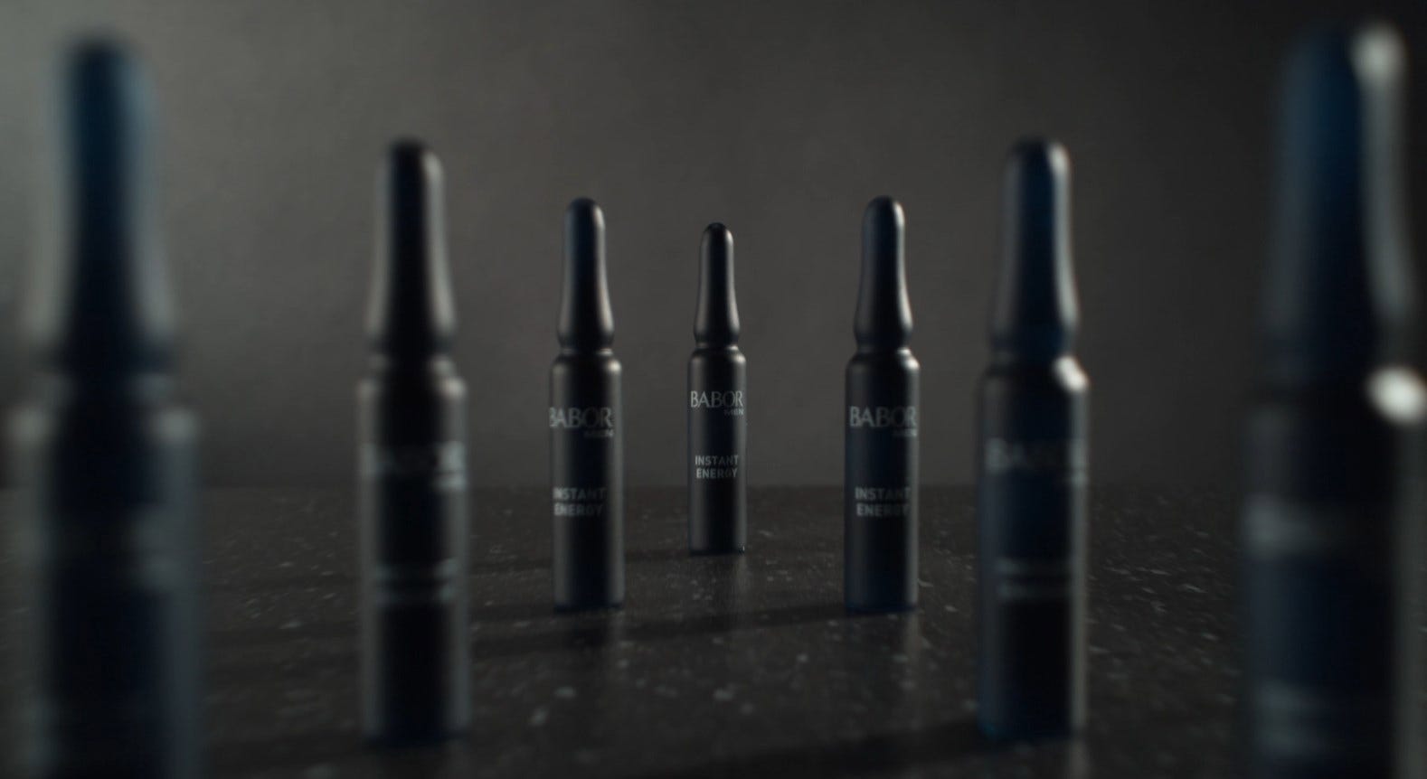 DZOFILM X-tract 18-28mm T8 Lens features a fixed 90-degree optical path