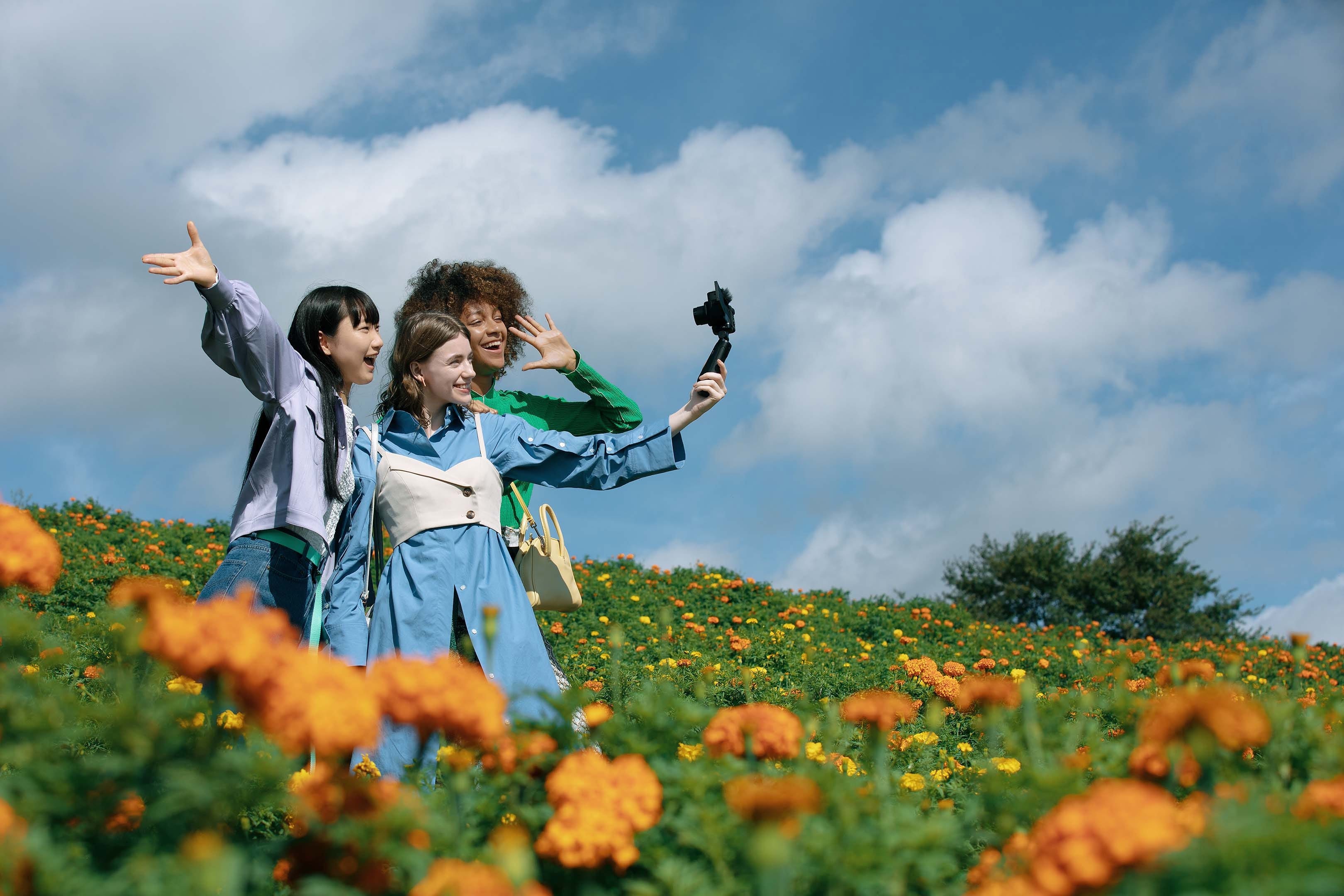 Canon PowerShot V1 triple-layer stabilization system ensures buttery smooth video
