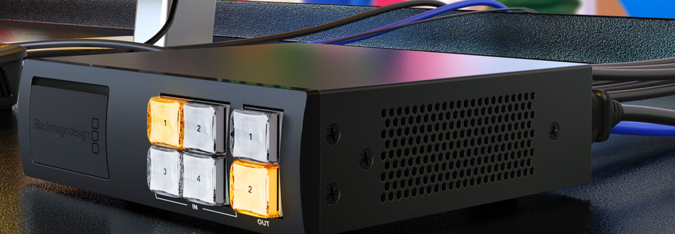 Blackmagic Design Videohub Mini 4x2 12G Router features a clean switch