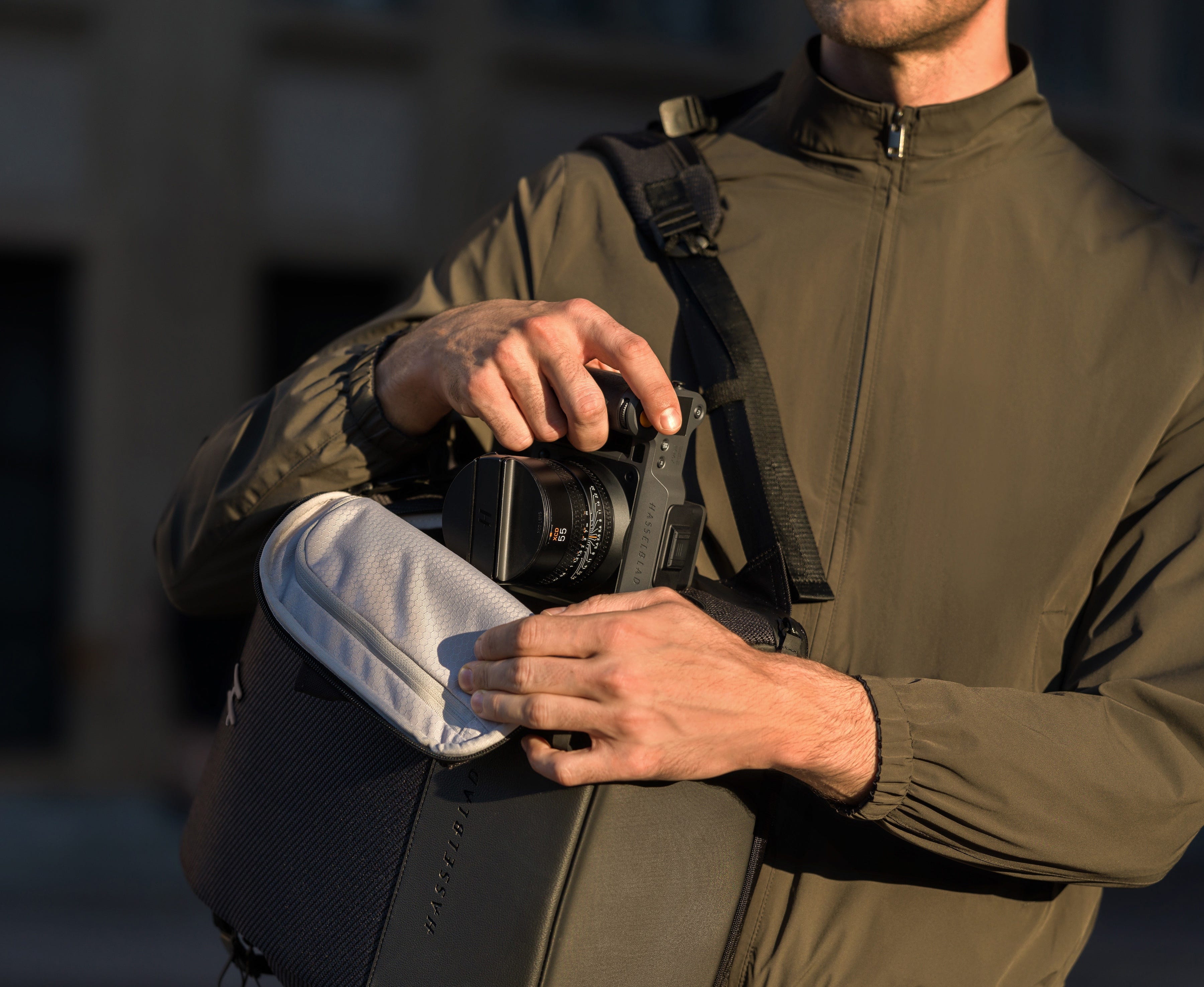 Hasselblad Vandra 20L Camera Backpack swift access